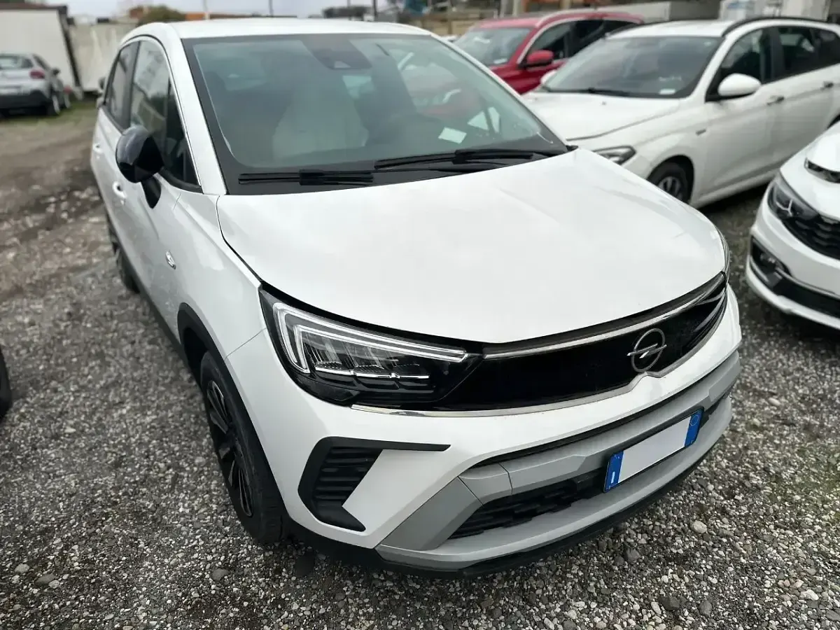 Usata Opel Crossland Elegance 110 CV (80 kW) 2023 Bianco SUV