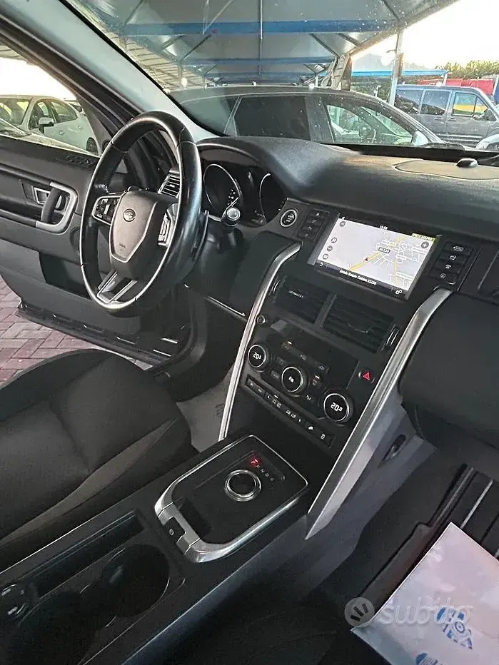 Usata Land Rover Discovery Sport SE 150 CV (110 kW) 2017 Nero SUV