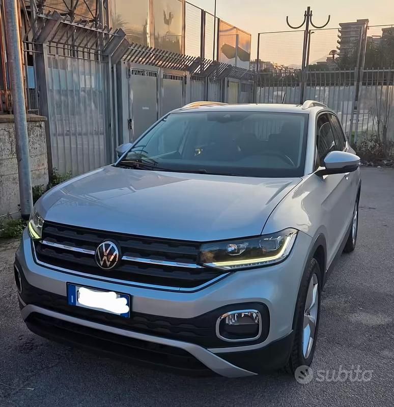 Usata VW T-Cross 110 CV (80 kW) 2022 Verde SUV