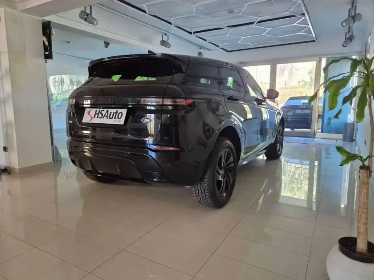 Usata Land Rover Range Rover evoque R-Dynamic 163 CV (119 kW) 2023 Santorini black SUV