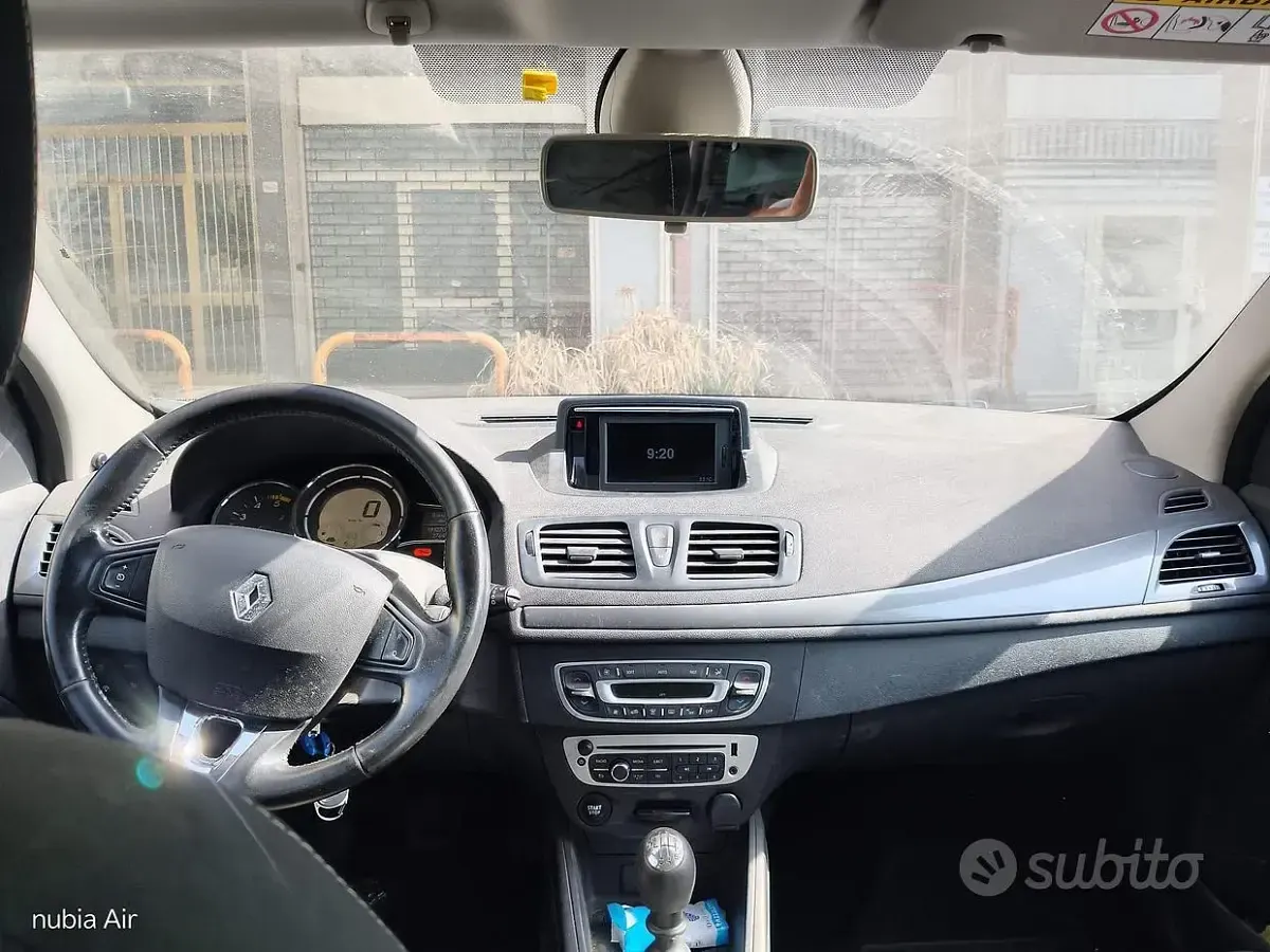 Usata Renault Mégane GrandTour 110 CV (80 kW) 2011 Bianco Station wagon