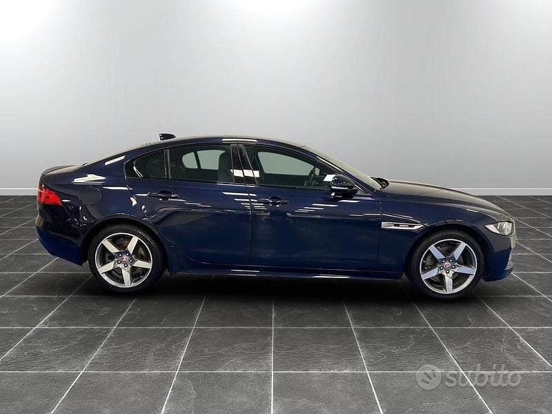 Occasion Jaguar XE R-Sport 180 ch (132 kW) 2017 Berline