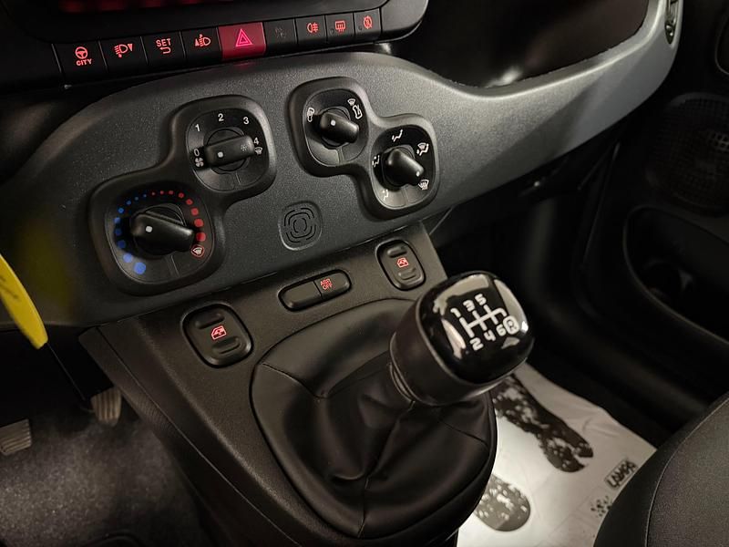 Usata Fiat Panda S 69 CV (50 kW) 2023 Bianco Utilitaria