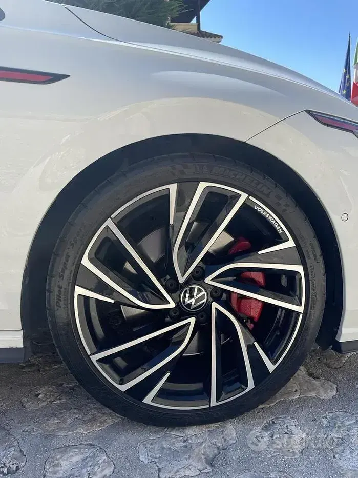 Usata VW Golf VIII GTI 245 CV (180 kW) 2020 Berlina