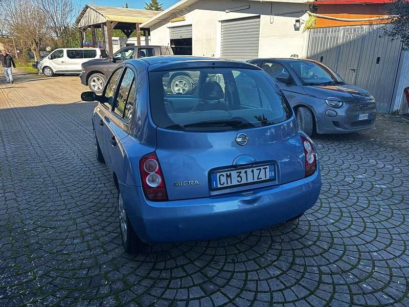 Usata Nissan Micra 65 CV (47 kW) 2004 Blu/azzurro Utilitaria