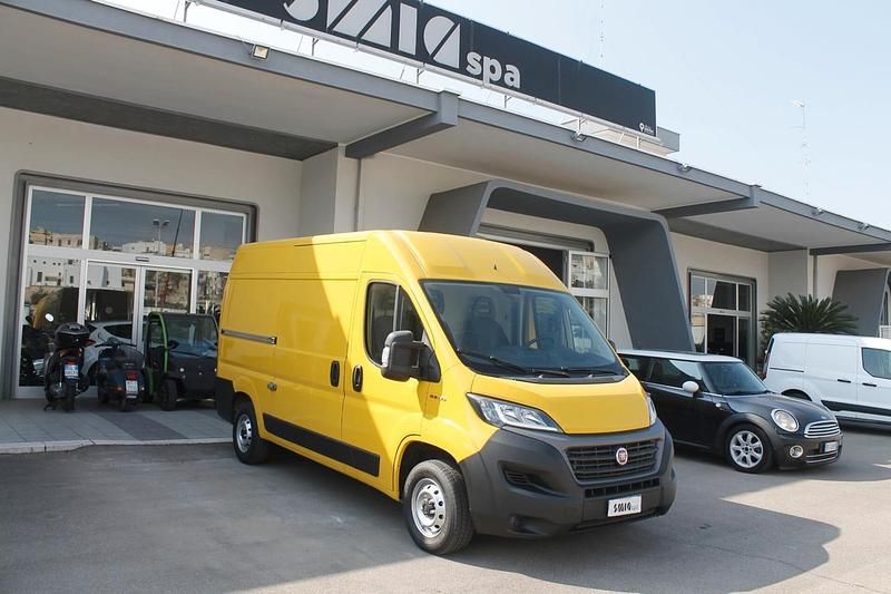 Usata Fiat Ducato 33 119 CV (87 kW) 2021 Giallo Furgone