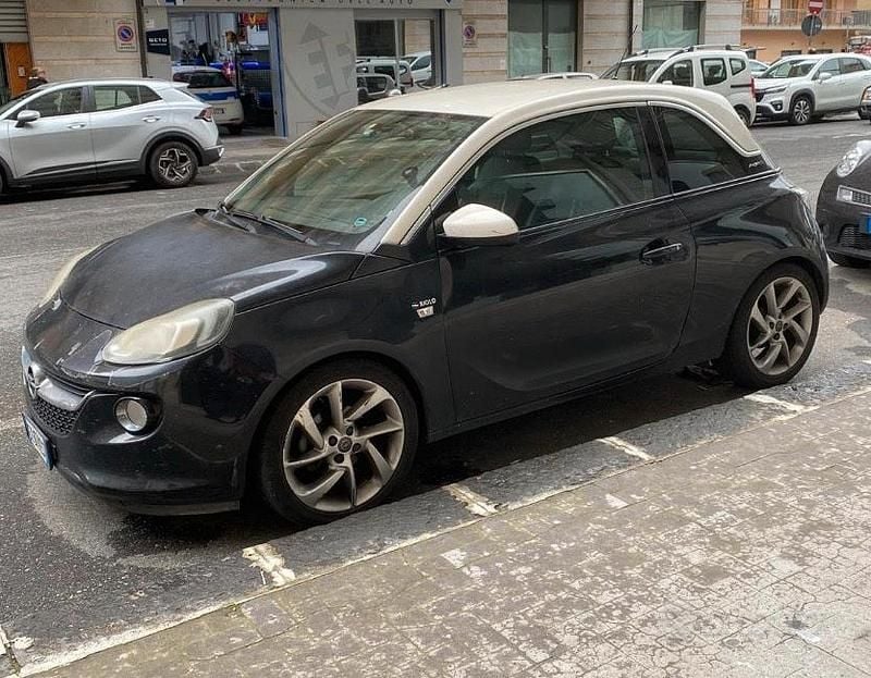 Nero Usata 2015 Opel Adam Slam Due volumi | 5000 € (Super prezzo) - Immagine 1/1