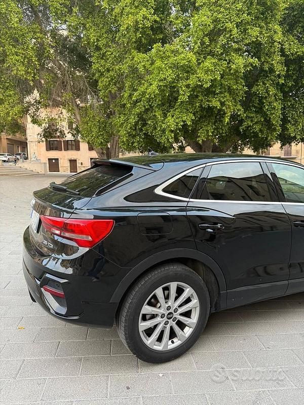 Usata Audi Q3 Sportback Business Plus 150 CV (110 kW) 2021 Nero SUV