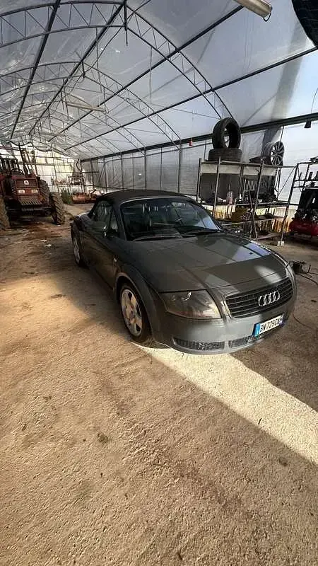 Usata Audi TT Roadster 179 CV (131 kW) 2000 Cabrio