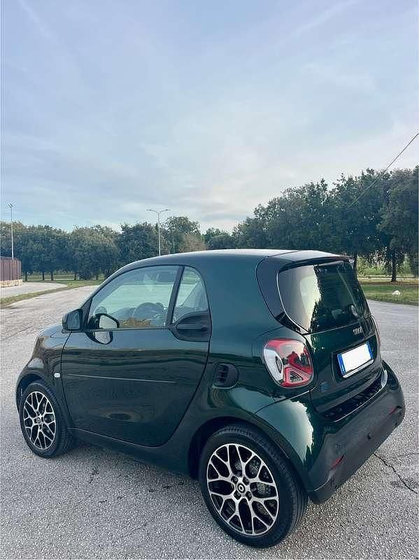 Usata Smart ForTwo Coupé 41 kW (56 CV) 2023 Utilitaria