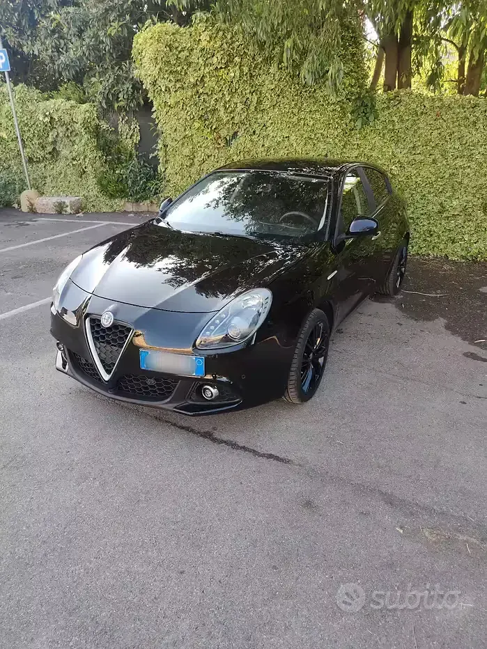 Usata Alfa Romeo Giulietta 109 CV (80 kW) 2018 Nero Utilitaria