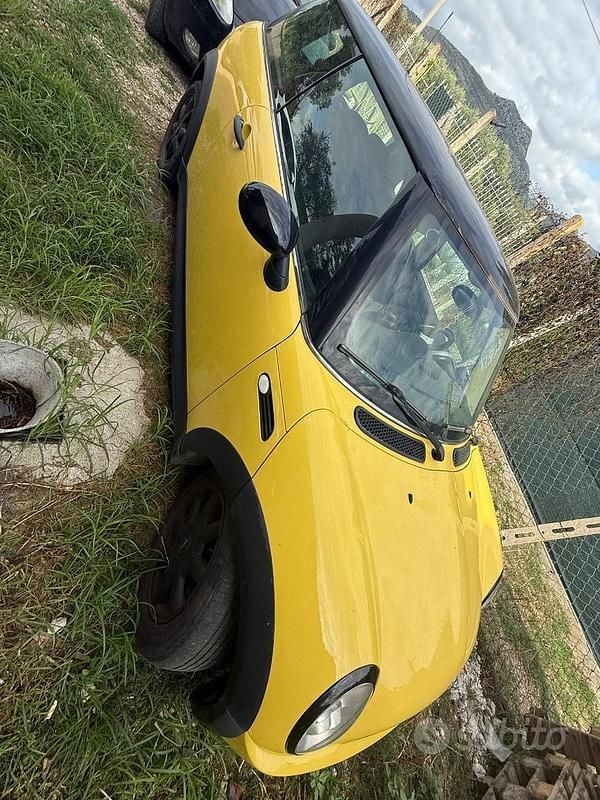 Usata Mini One D 75 CV (55 kW) 2004 Giallo Utilitaria