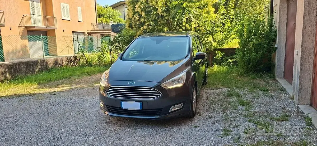 Usata Ford C-MAX Business Edition 120 CV (88 kW) 2017 Marrone Monovolume