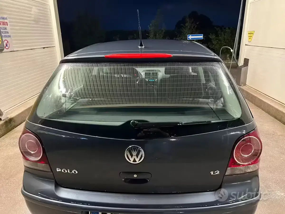 Usata VW Polo 64 CV (47 kW) 2007 Grigio Utilitaria