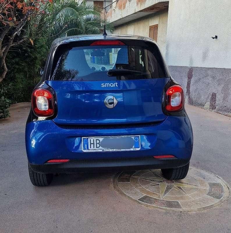 Usata Smart ForFour Passion 71 CV (52 kW) 2016 Utilitaria