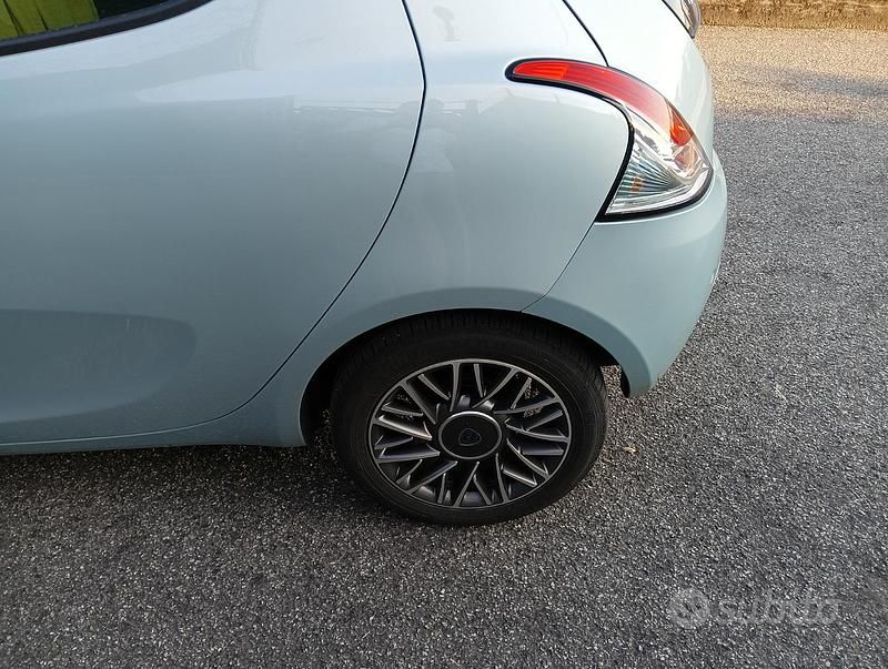 Usata Lancia Ypsilon 2023 Verde Utilitaria
