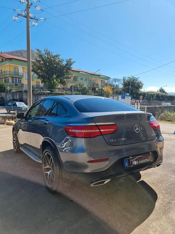 Usata Mercedes GLC220 Premium 169 CV (124 kW) 2017 Grigio Coupé