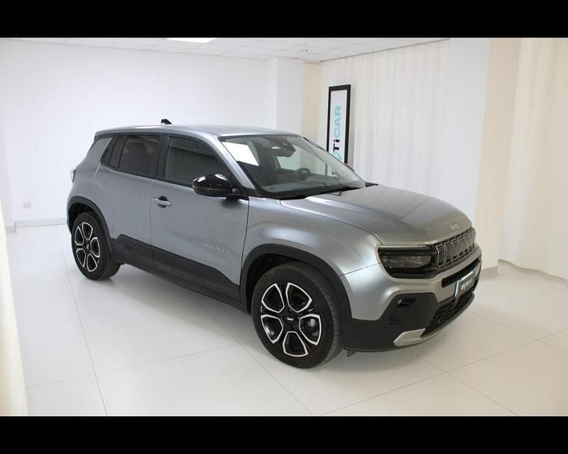 Usata Jeep Avenger Summit 101 CV (74 kW) 2025 Grigio SUV