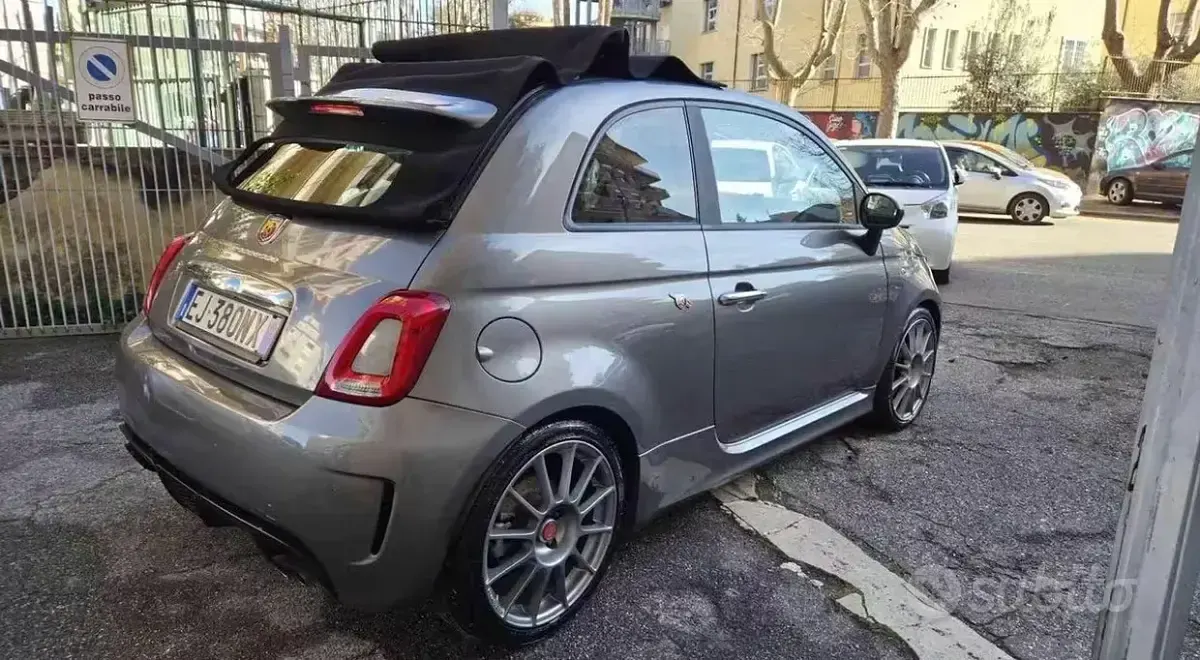 Usata Abarth 500C 160 CV (117 kW) 2011 Grigio Cabrio