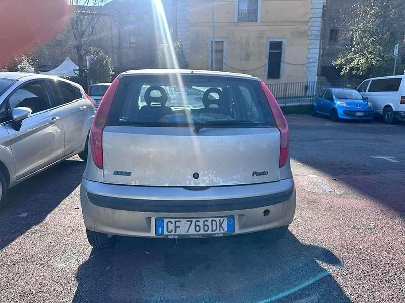 Usata Fiat Punto 1999 Grigio Berlina