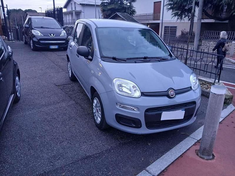 Usata Fiat Panda Connect 69 CV (50 kW) 2021 Grigio Utilitaria