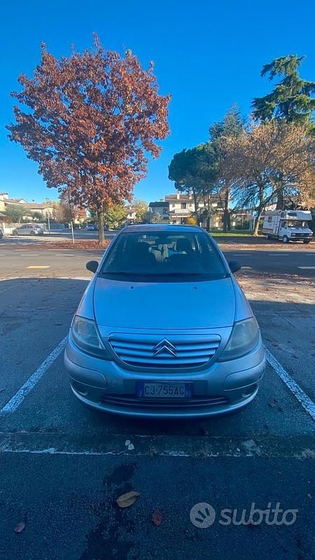 Usata 2003 Citroën C3 Exclusive Tre volumi | 1000 € (Super prezzo) - Immagine 1/4
