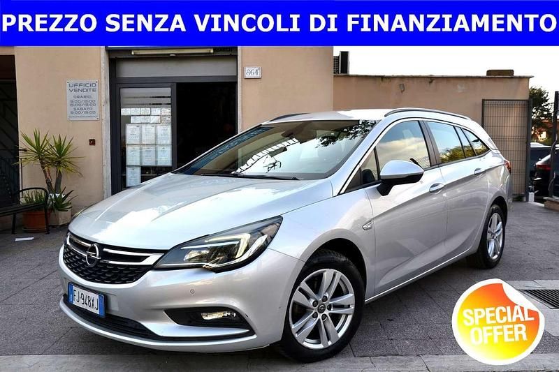 Usata Opel Astra Business 110 CV (80 kW) 2017 Argento Station wagon