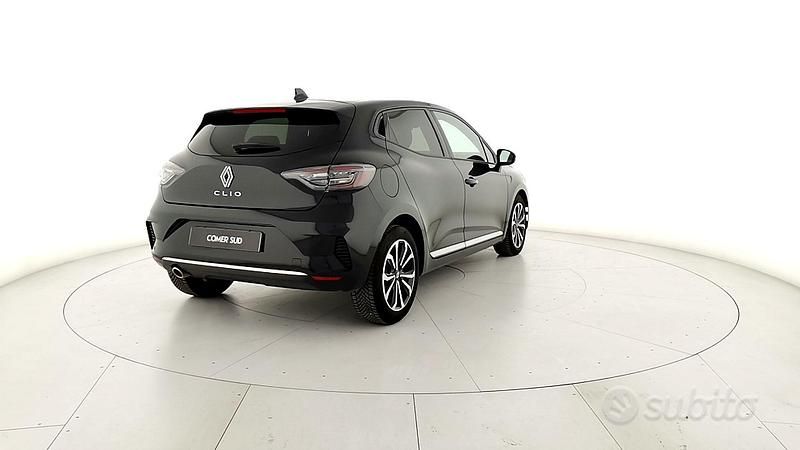Usata Renault Clio V Techno 91 CV (66 kW) 2024 Nero Berlina