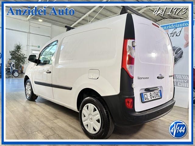 Usata Renault Kangoo 90 CV (66 kW) 2018 Bianco pastello Monovolume