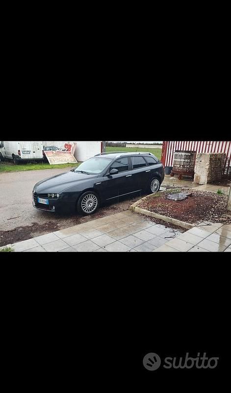 Usata Alfa Romeo 159 120 CV (88 kW) 2006 Nero Station wagon