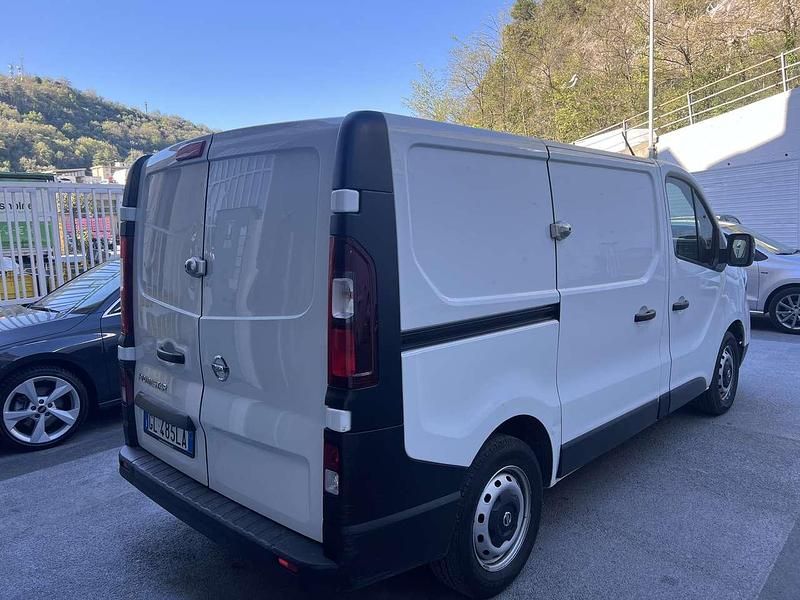 Usata Nissan Primastar 110 CV (80 kW) 2023 Bianco Monovolume