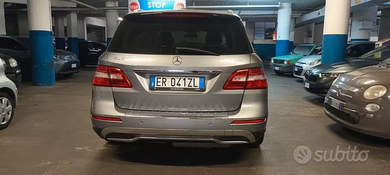 Usata Mercedes ML250 204 CV (150 kW) 2013 Grigio SUV