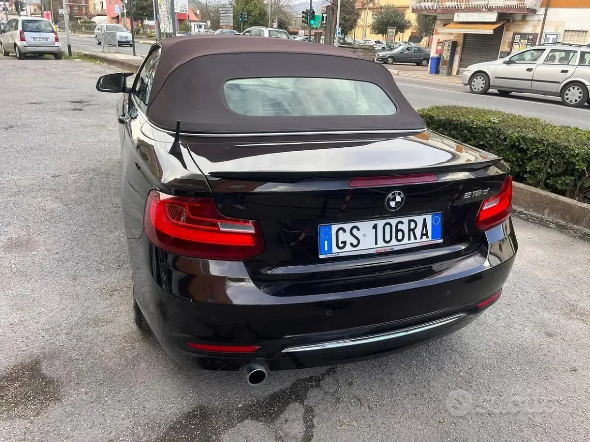 Usata BMW 218 Luxury Line 150 CV (110 kW) 2016 Marrone Cabrio