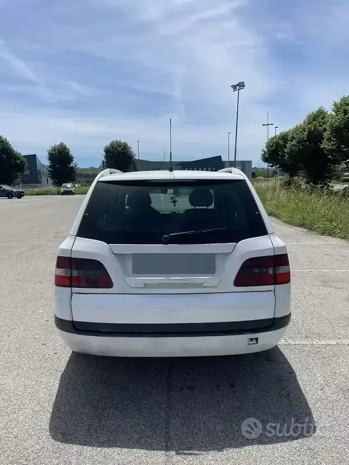 Usata Fiat Stilo 116 CV (85 kW) 2005 Bianco Station wagon
