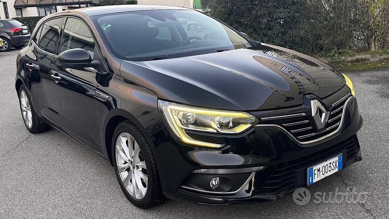 Usata Renault Mégane IV Bose Edition 110 CV (80 kW) 2017 Nero Berlina