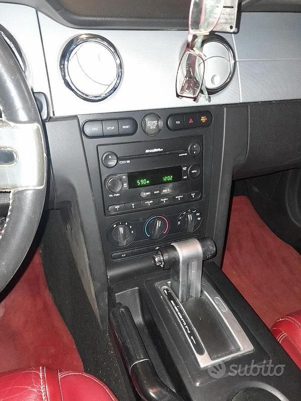 Usata Ford Mustang 2005 Cabrio
