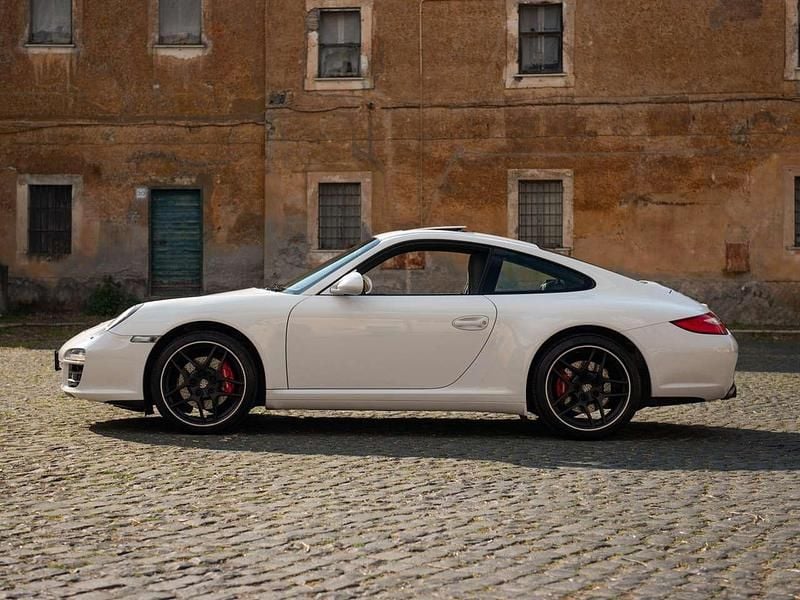Usata Porsche 911 Carrera 4 345 CV (253 kW) 2008 Bianco Coupé