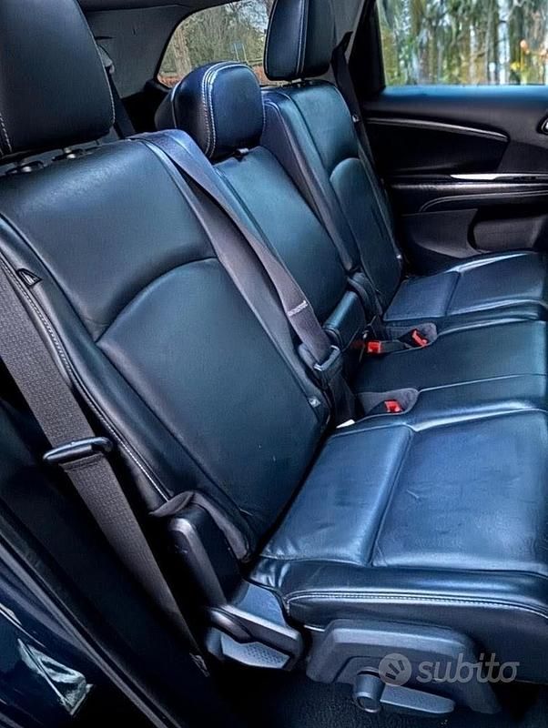 Usata Fiat Freemont Lounge 170 CV (125 kW) 2012 Blu SUV