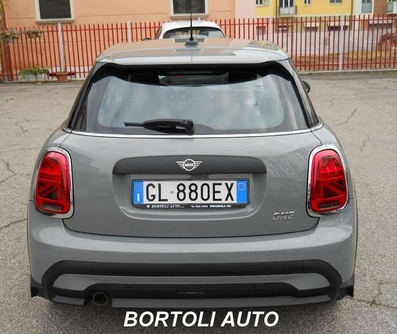 Usata Mini Cooper Classic 102 CV (75 kW) 2022 Grigio Utilitaria