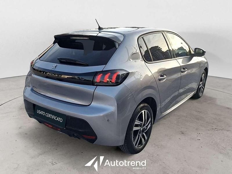 Usata Peugeot 208 Allure 101 CV (74 kW) 2022 Argento Utilitaria