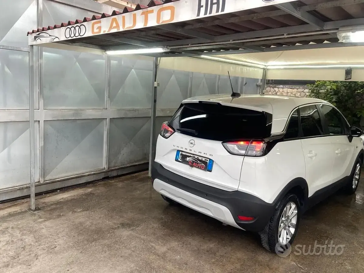 Usata Opel Crossland Elegance 110 CV (80 kW) 2022 Bianco SUV