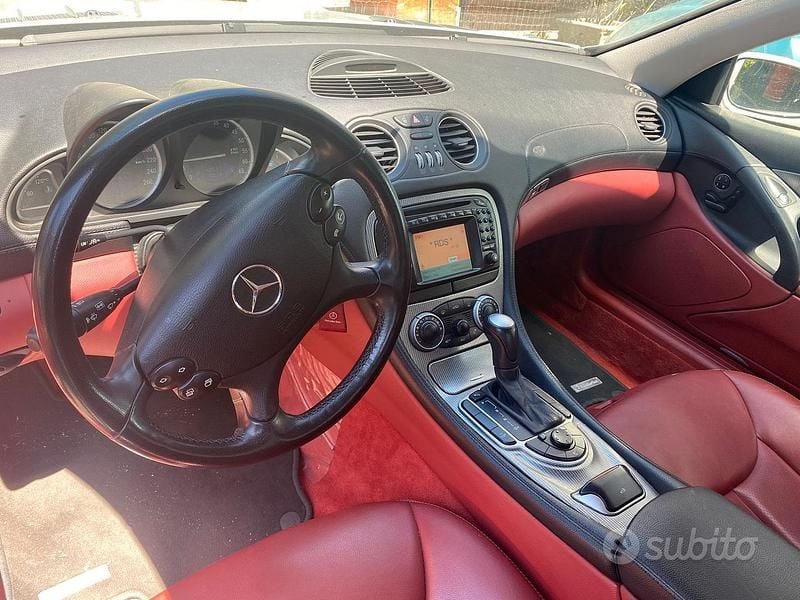 Usata Mercedes SL350 245 CV (180 kW) 2003 Grigio Cabrio