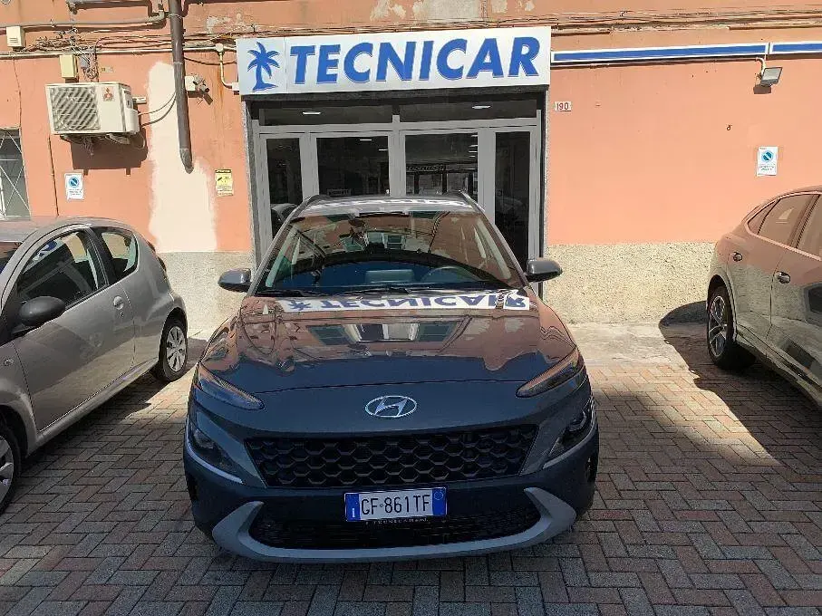 Usata Hyundai Kona 120 CV (88 kW) 2021 Grigio SUV