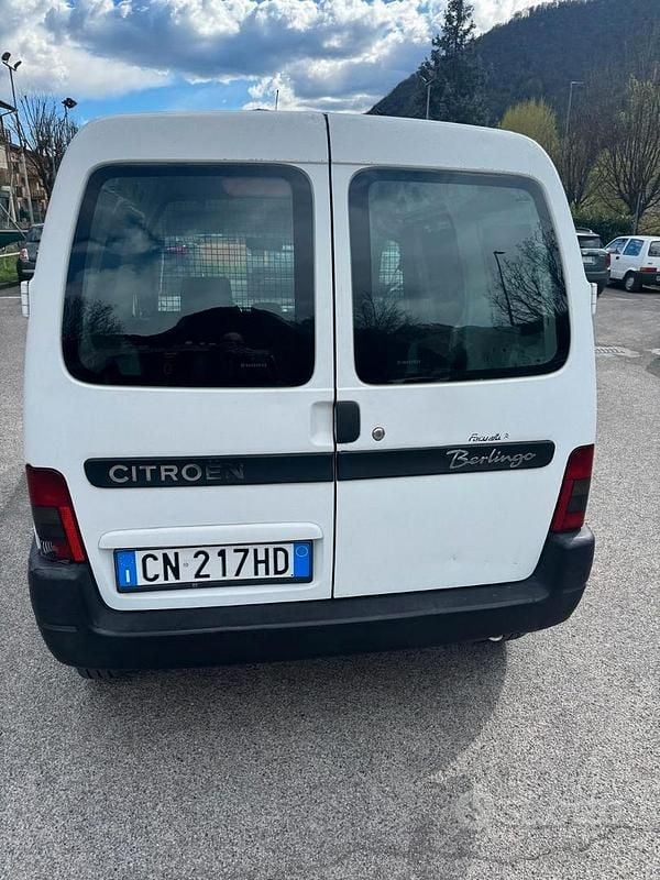 Usata Citroën Berlingo 71 CV (52 kW) 2004 Bianco Monovolume