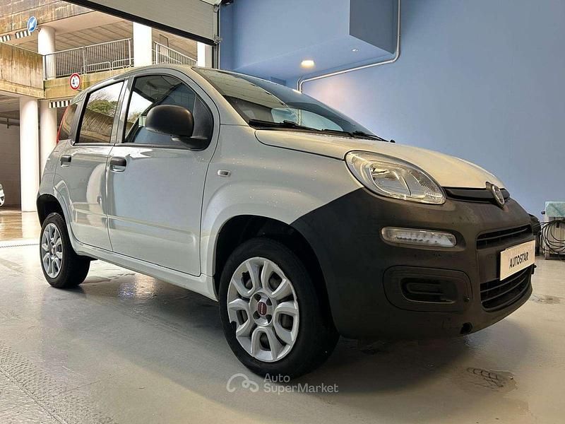 Usata Fiat Panda Pop 69 CV (50 kW) 2020 Bianco Utilitaria