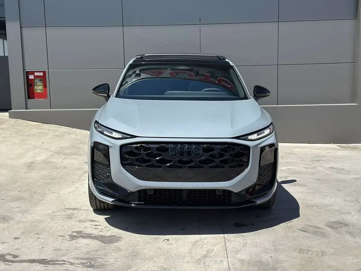 Nuova Audi Q3 Sportback S-Line 150 CV (110 kW) 2026 Grigio SUV