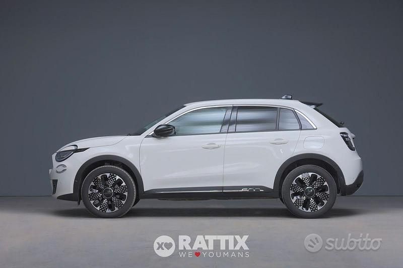Usata Fiat 600 La Prima 110 CV (80 kW) 2025 Bianco gelato pastello SUV