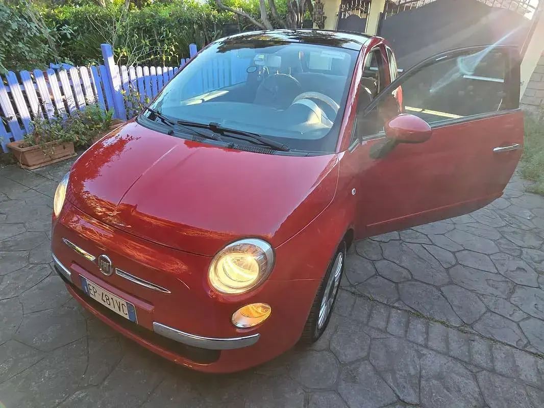 Usata Fiat 500 Lounge 69 CV (50 kW) 2013 Rosso Utilitaria