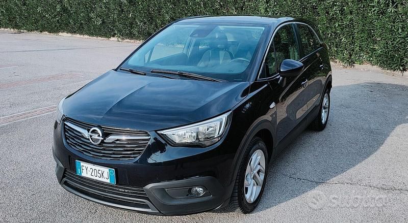 Usata Opel Crossland X Innovation 102 CV (75 kW) 2020 Blu SUV