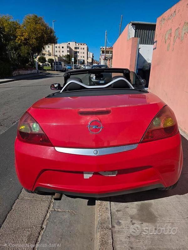 Usata Opel Tigra 2007 Rosso Cabrio